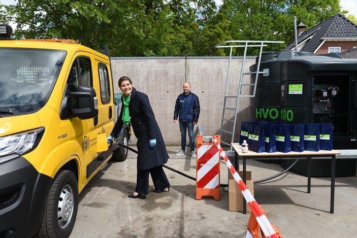 Provincie verduurzaamt eigen wagens en machines met HVO-diesel | Groningen Werkt Slim